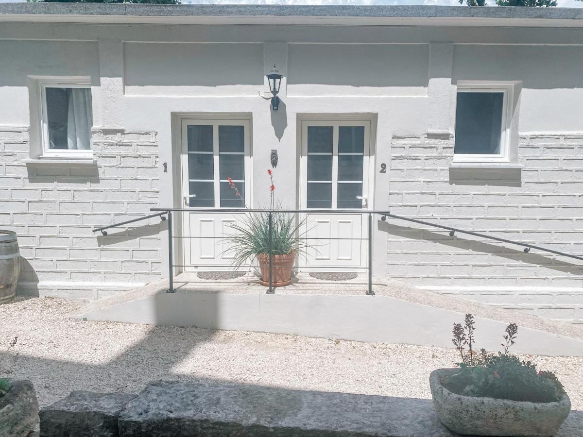 Hotel Savel Ruoms Buitenkant foto