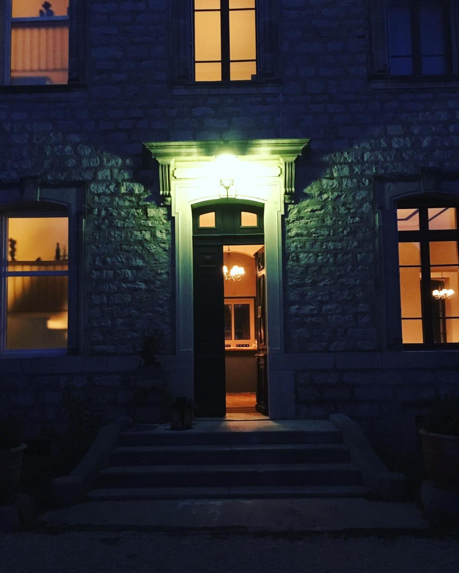 Hotel Savel Ruoms Buitenkant foto