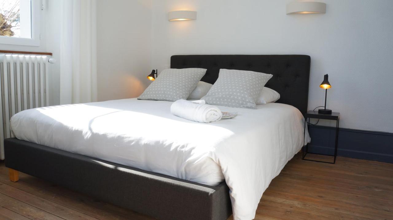 Hotel Savel Ruoms Buitenkant foto