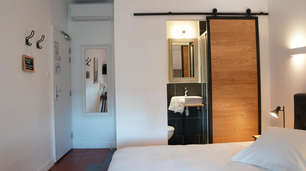 Hotel Savel Ruoms Buitenkant foto